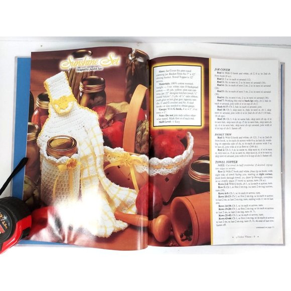 Crochet Private Collection ©1999 The Needlecraft Shop Donna Robertson Ed Pattern - Picture 6 of 12